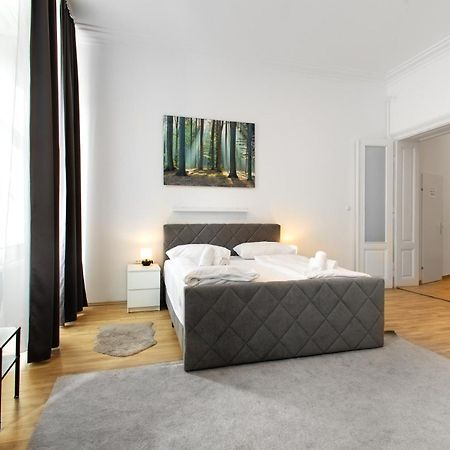 וינה Apartments 4 You מראה חיצוני תמונה